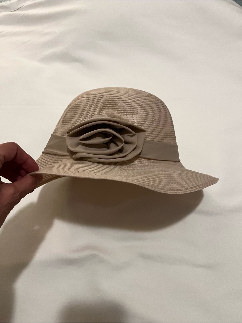 Classic Beige Women's Cloche Hat with Decorative Flower Sz S/M